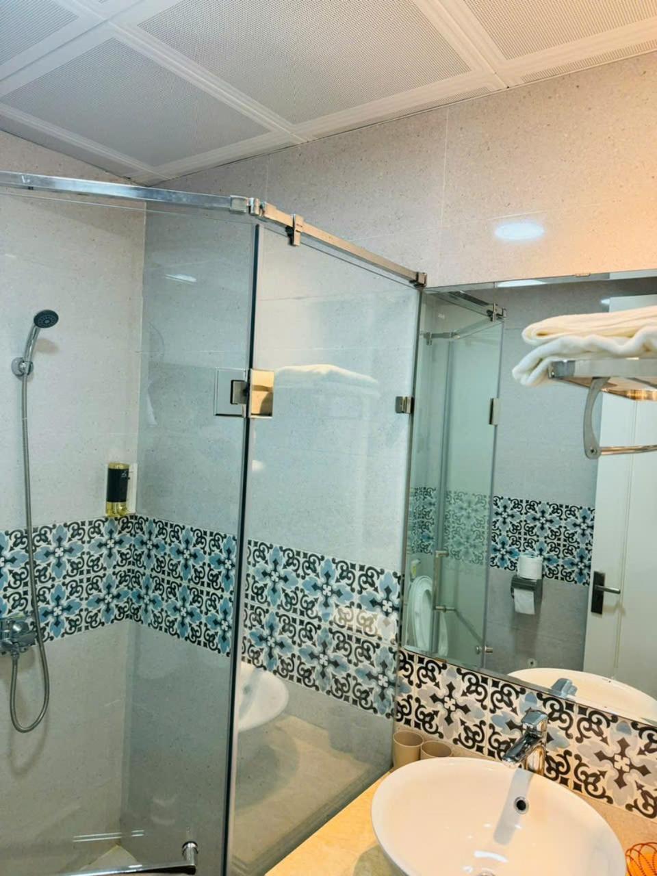 Ha Long Cozy Hotel エクステリア 写真